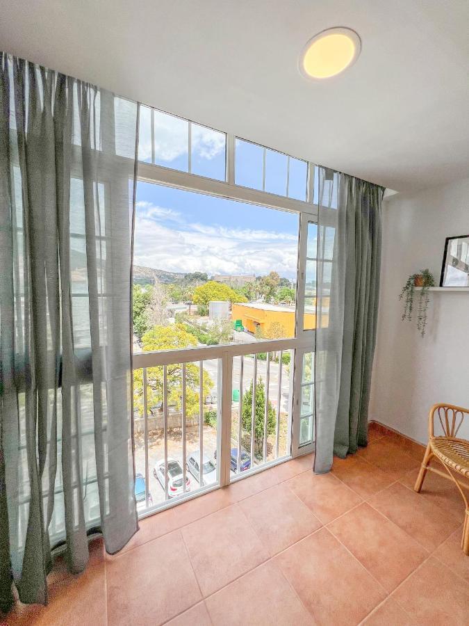 Spacious Apartment In The Center Of Torremolinos Zewnętrze zdjęcie